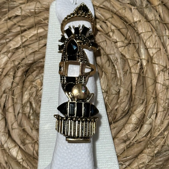 Free People rings- sizes 4-7 NWOT - Picture 3 of 4